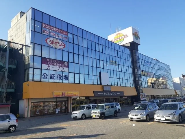 サンプラザまで850m