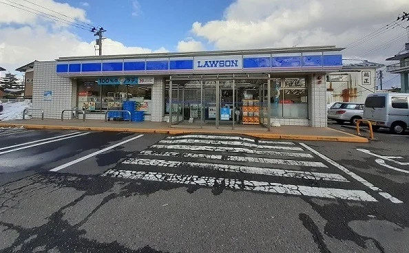 ローソン 阿賀野中央町店まで750m