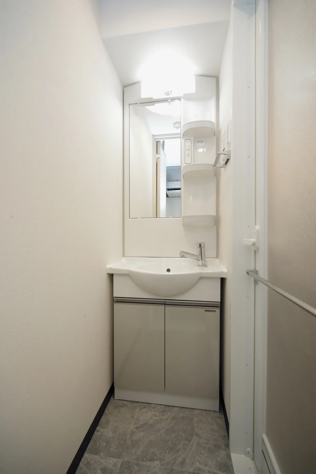 独立洗面化粧台