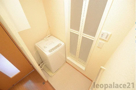 備品や設備仕様は号室等により異なります現地をご確認下さい。