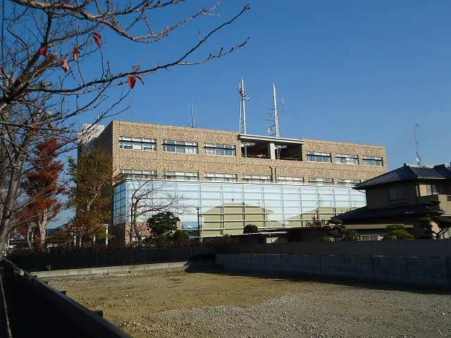 磐田市福田支所まで2100m
