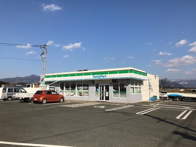 ファミリーマート熊本大津店まで350m