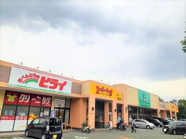 スーパーミカエル新地店まで700m