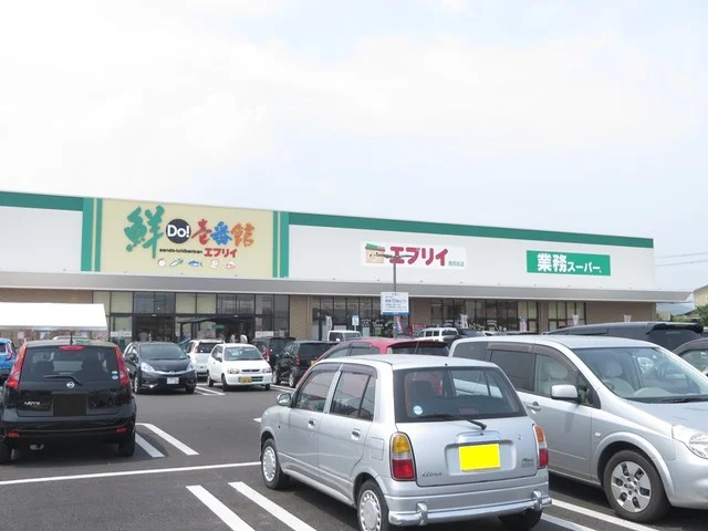 エブリイ西阿知店まで900m