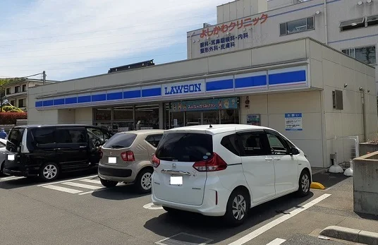 ローソン所沢若狭３丁目店まで300m
