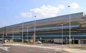 新水俣駅まで2500m