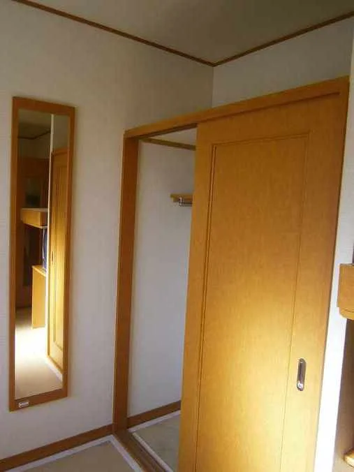 お部屋の形状に関しましては現況優先とします。