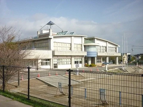 本宮まゆみ小学校まで250m