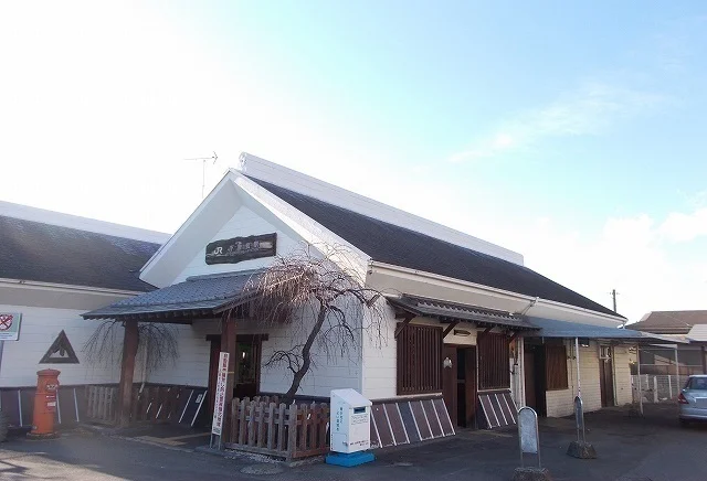 御殿場線・下曽我駅まで1020m