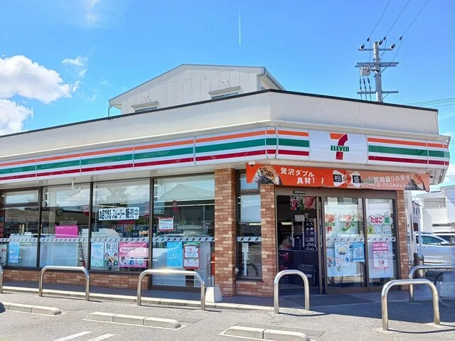 セブンイレブンまで180m