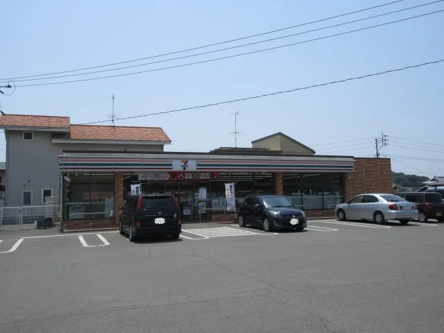 セブンイレブン荒尾東屋形店まで1100m