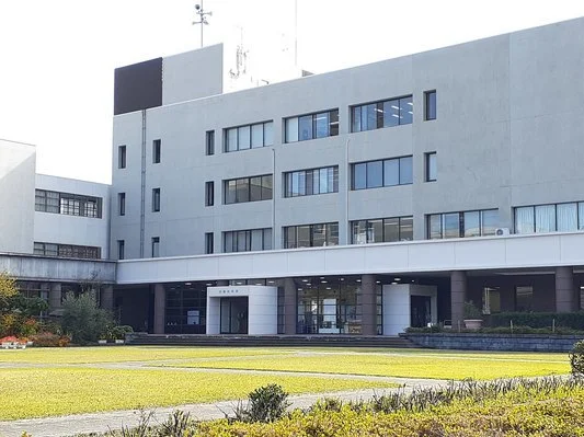 日置市役所まで550m