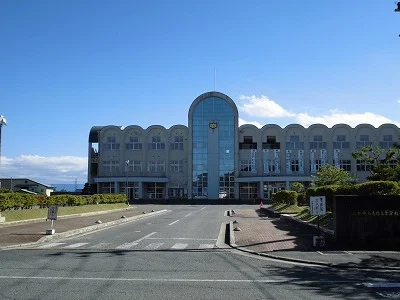 南陽高等学校まで640m