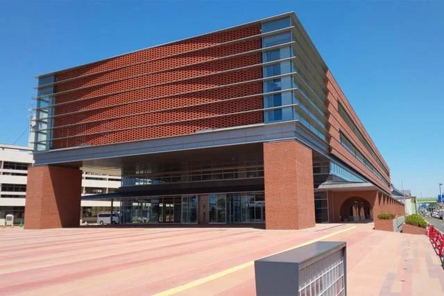 深谷市役所まで1800m