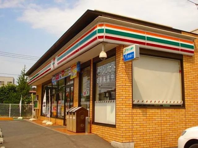 セブンイレブン福山瀬戸店まで500m