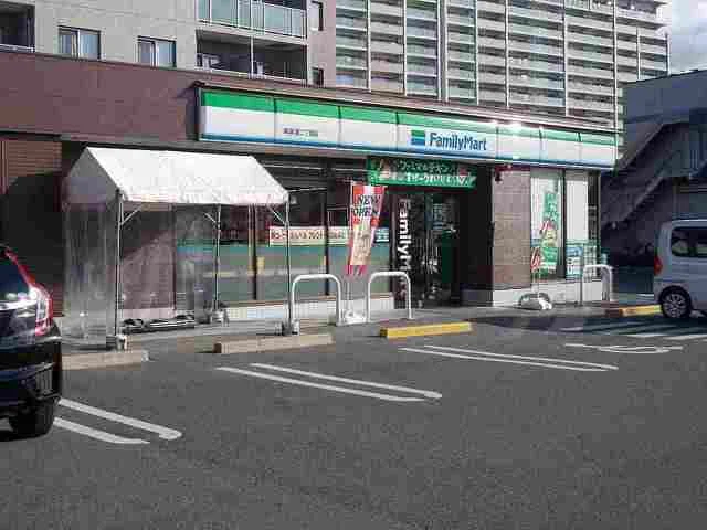 ファミリーマート南草津二丁目店まで310m