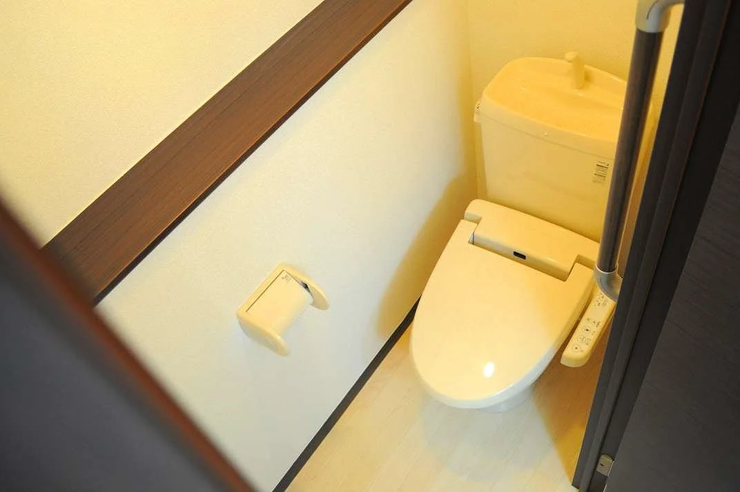 温水洗浄便座完備