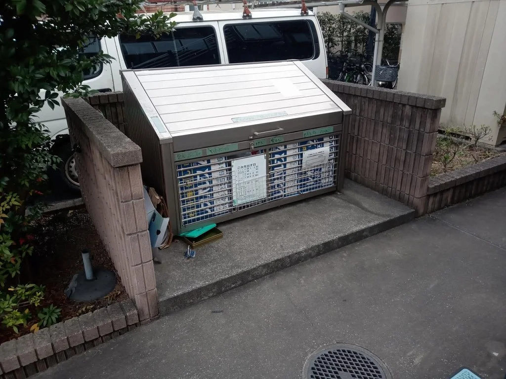 ゴミ置き場