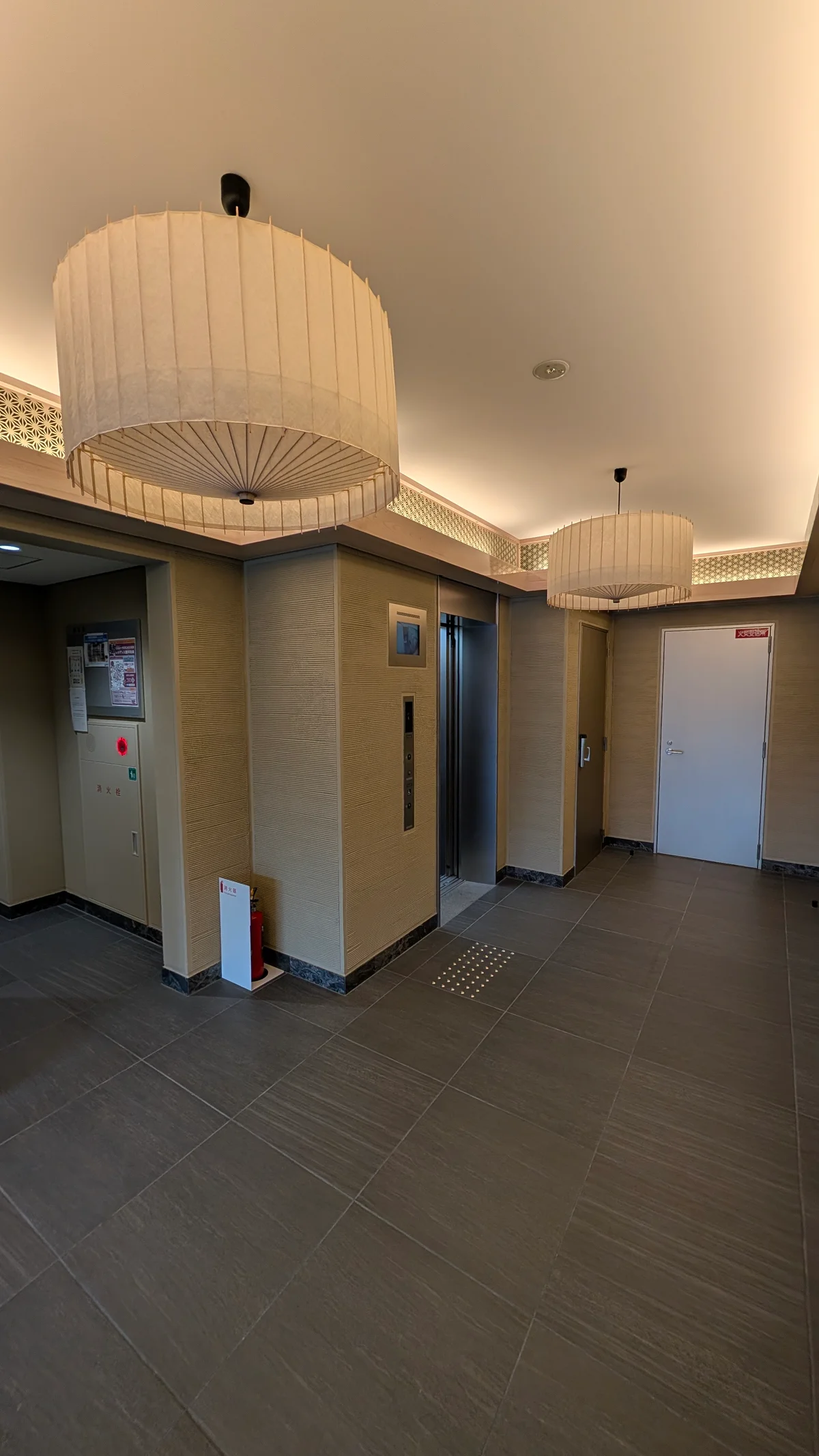 新築EVホールです☺