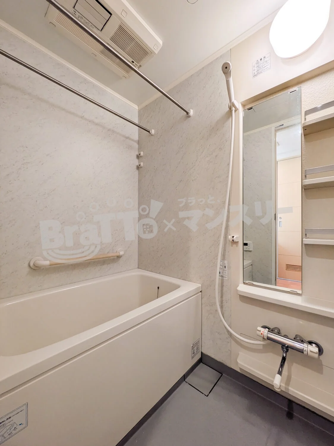 浴室乾燥機付き♪