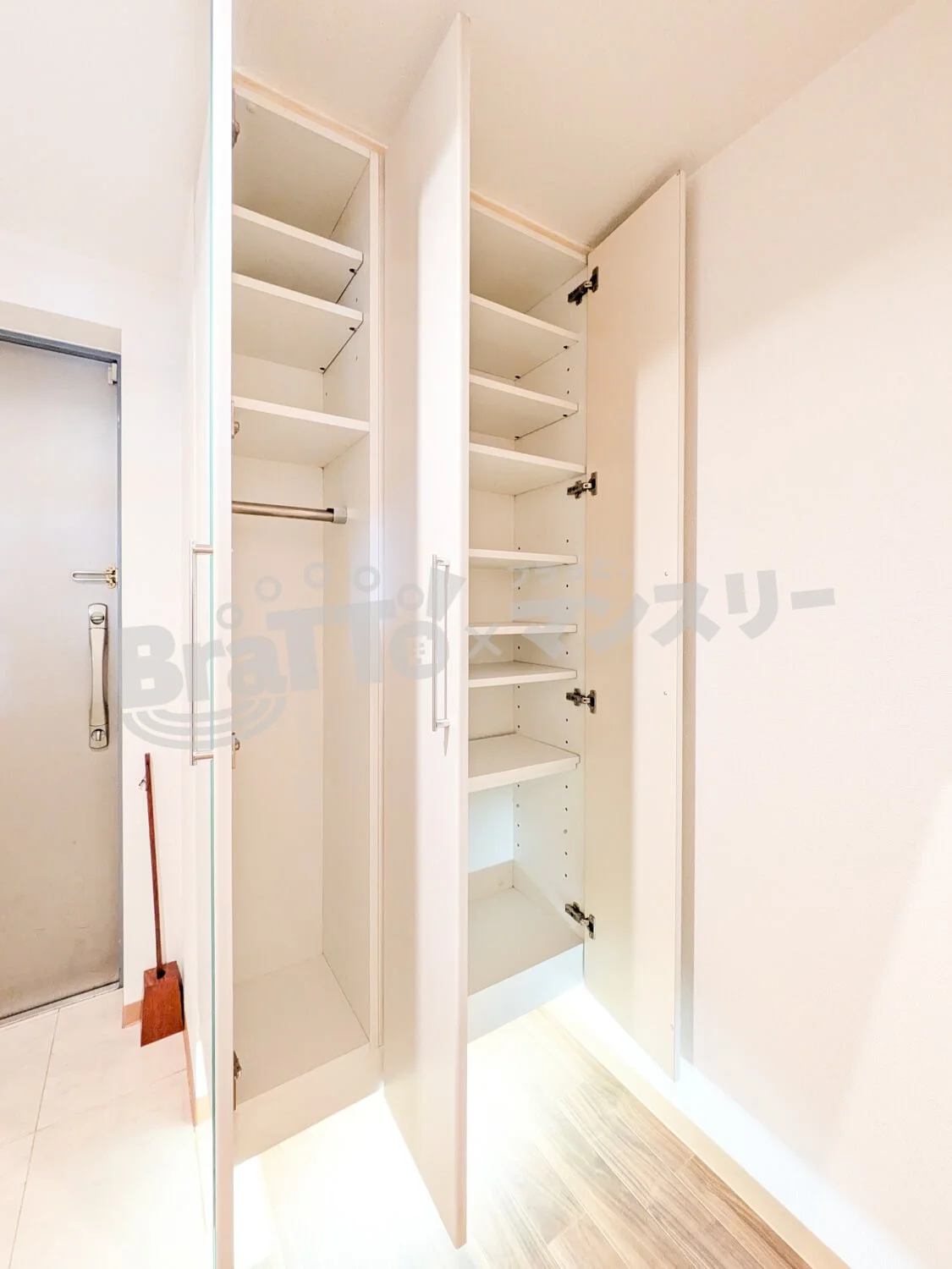 収納スペースもございます♪