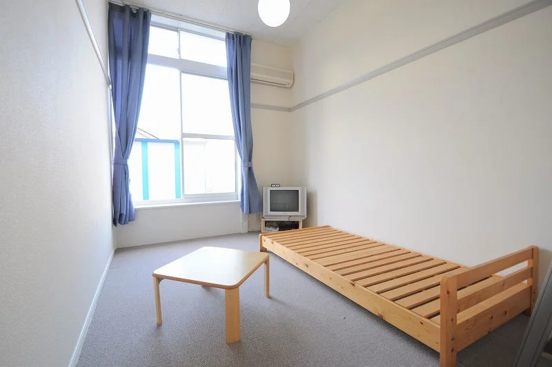 同シリーズの類似となります。現況を優先致します。