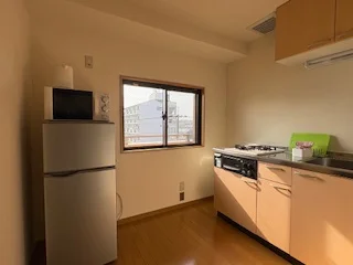 冷蔵庫・電子レンジ・ケトル