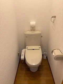 トイレ（温水洗浄便座）
