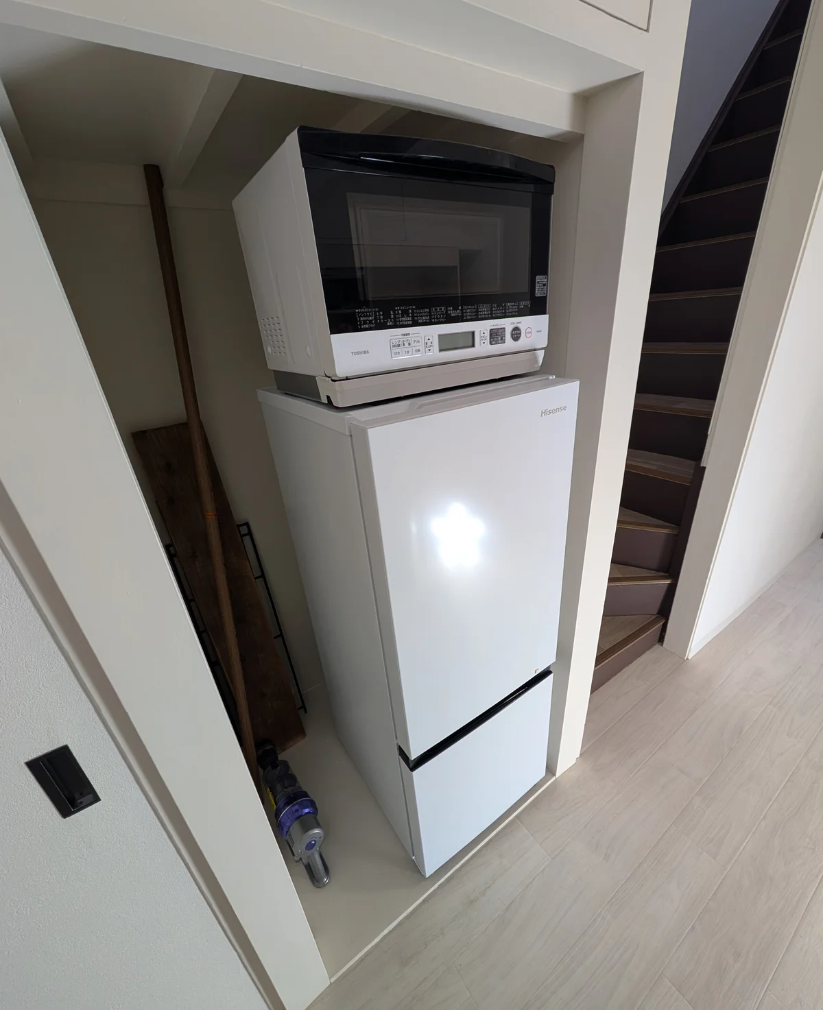 冷蔵庫、オーブンレンジ、掃除機