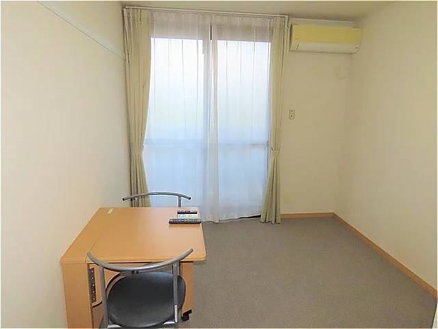 家具家電が備え付けのお部屋です