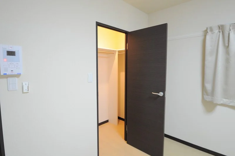 広々としたクローゼット