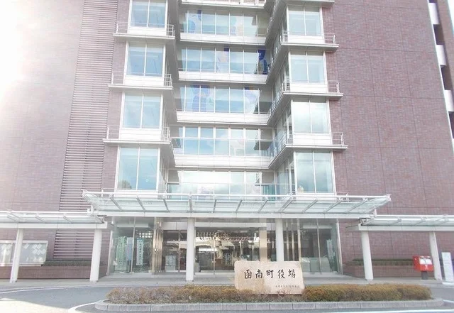 函南町役場まで400m