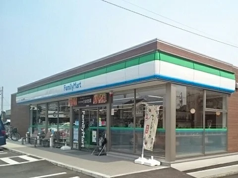 ファミリーマート富山千代田町店まで160m