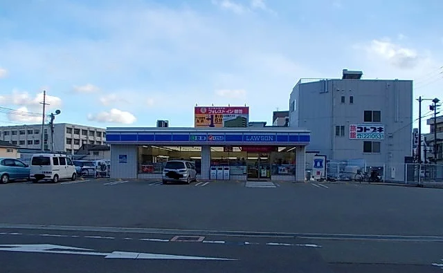 ローソン御坊駅前店様まで1100m