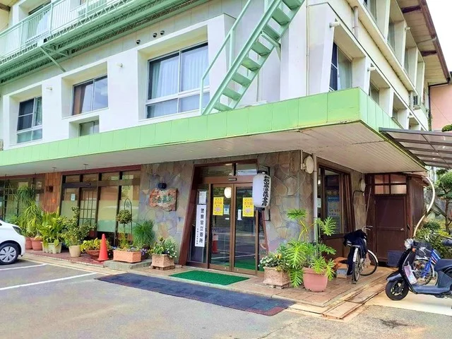 花山温泉　薬師の湯様まで650m