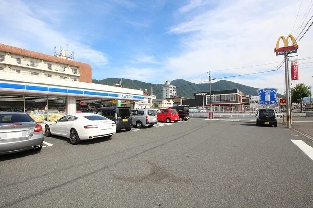 ローソンまで450m