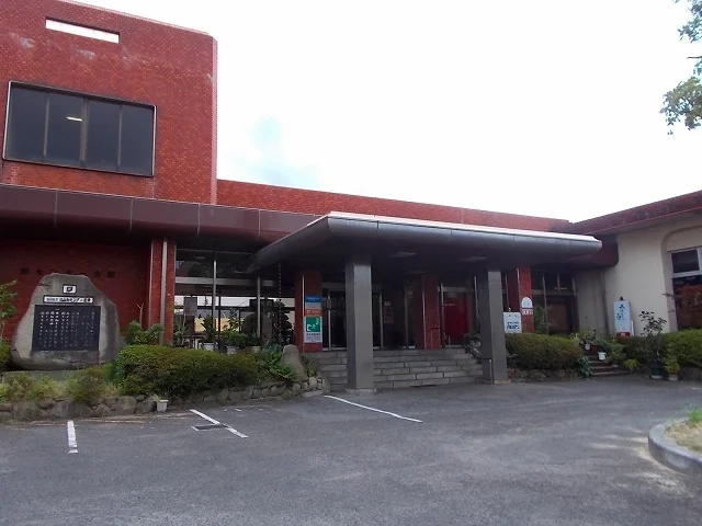 福山卸センター簡易郵便局まで1800m