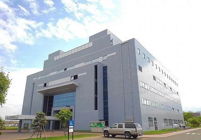 石狩市役所まで450m