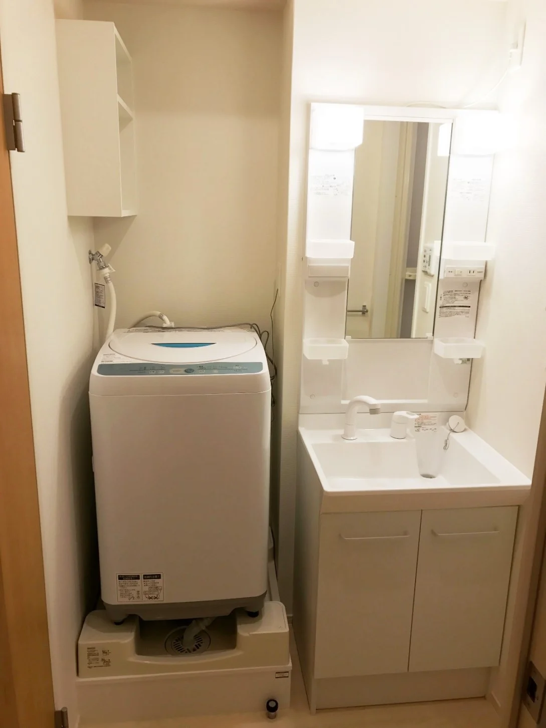 女性に嬉しい独立洗面台付き