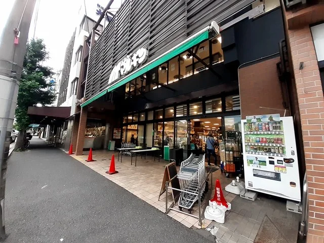 メルシーマルギンまで627m