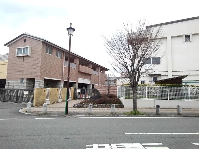 中広川小学校まで330m