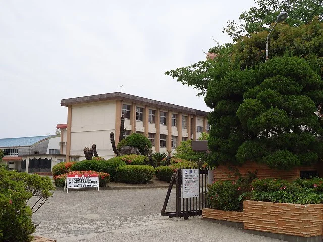 江南小学校まで220m