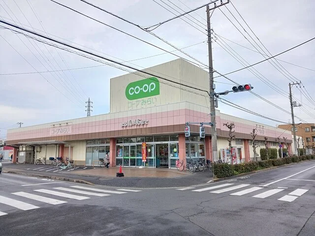 コープ花畑店まで725m