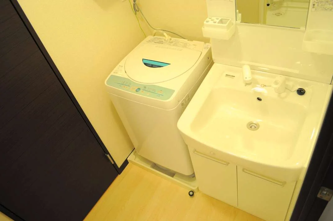 独立洗面台です！家電はメーカーにより異なります。