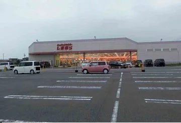 しまむらまで2370m