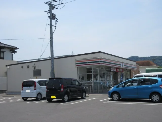 セブンイレブンまで1000m