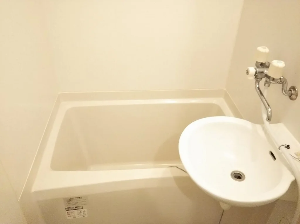 バス・トイレ別です。仕様が異なる場合があります。