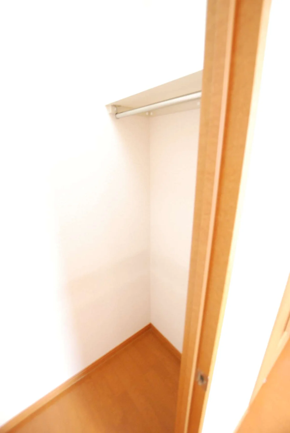 同タイプ写真の為、現況優先。