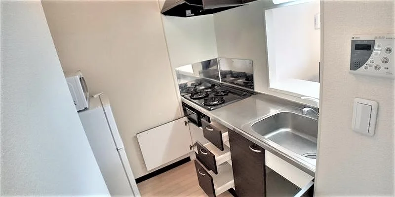 設備・仕様は号室により異なる為、現況を優先致します。