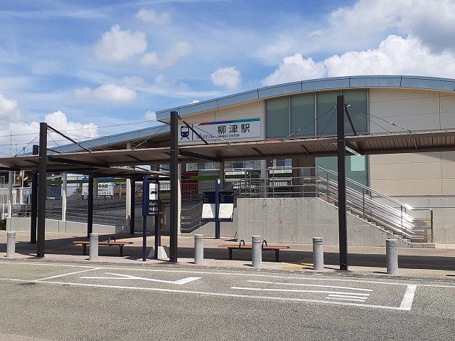 名鉄柳津駅まで1900m